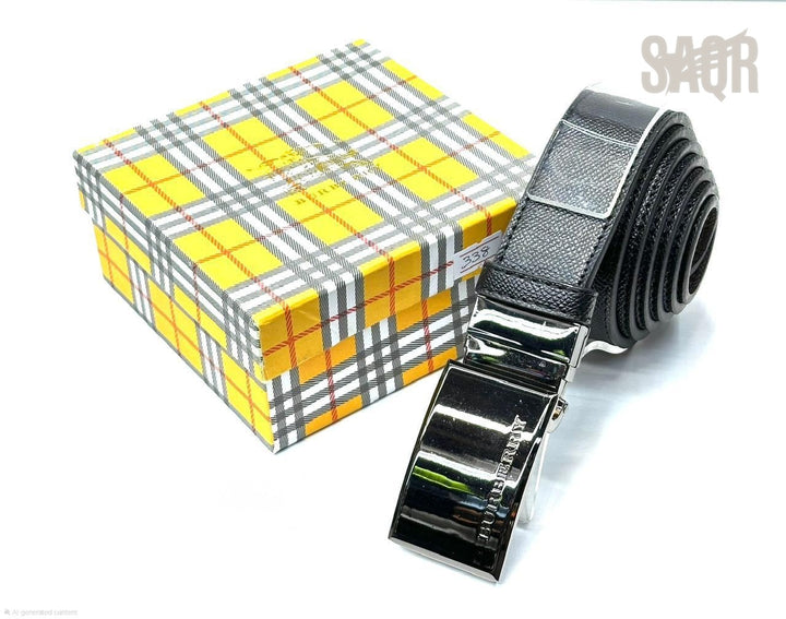 Burberry | Plaque Buckle Leather Belt – Black / Silver – Product Image 1