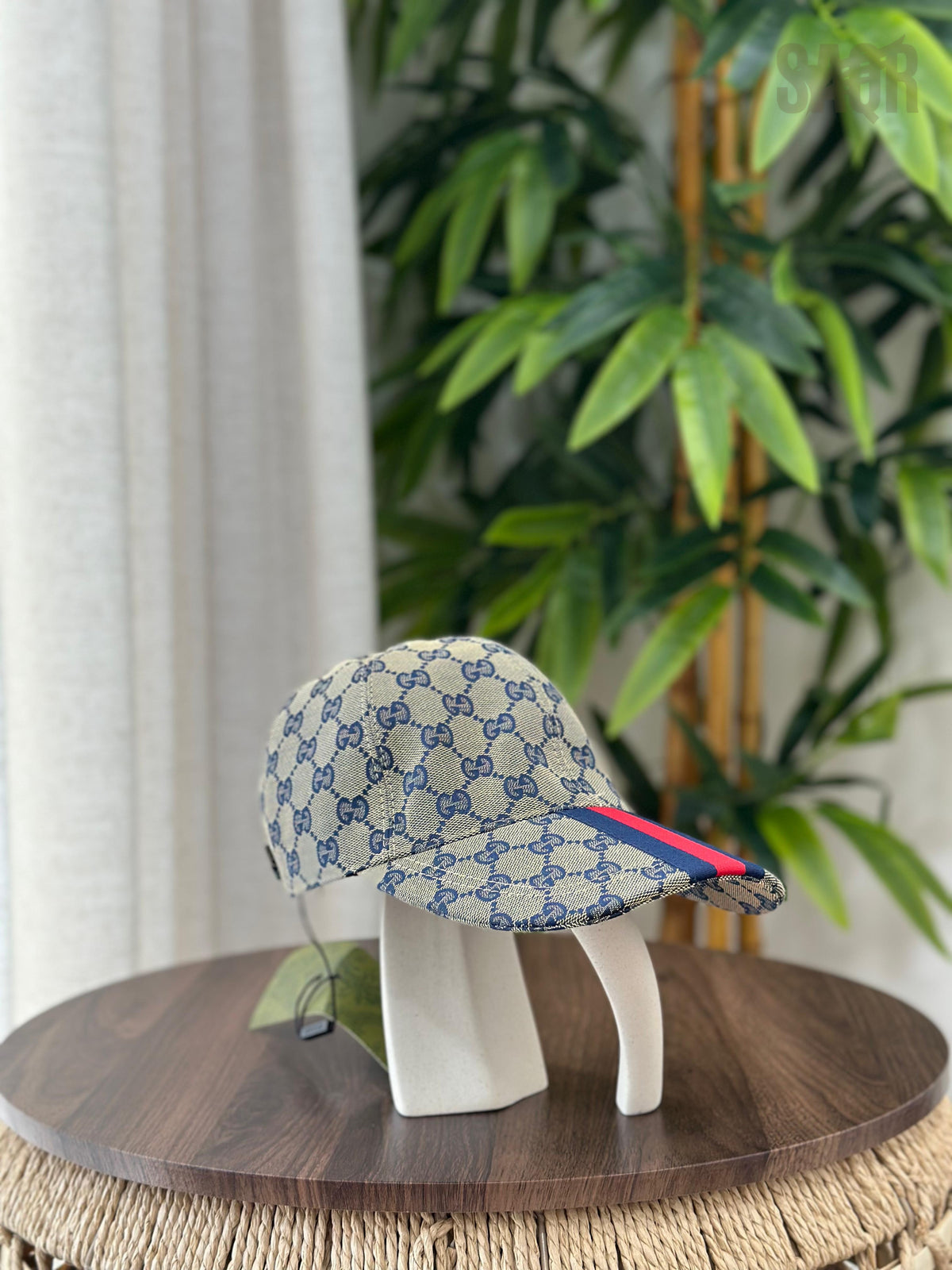 Gucci GG Supreme Canvas Baseball Hat with Double G (Beige/Ebony)