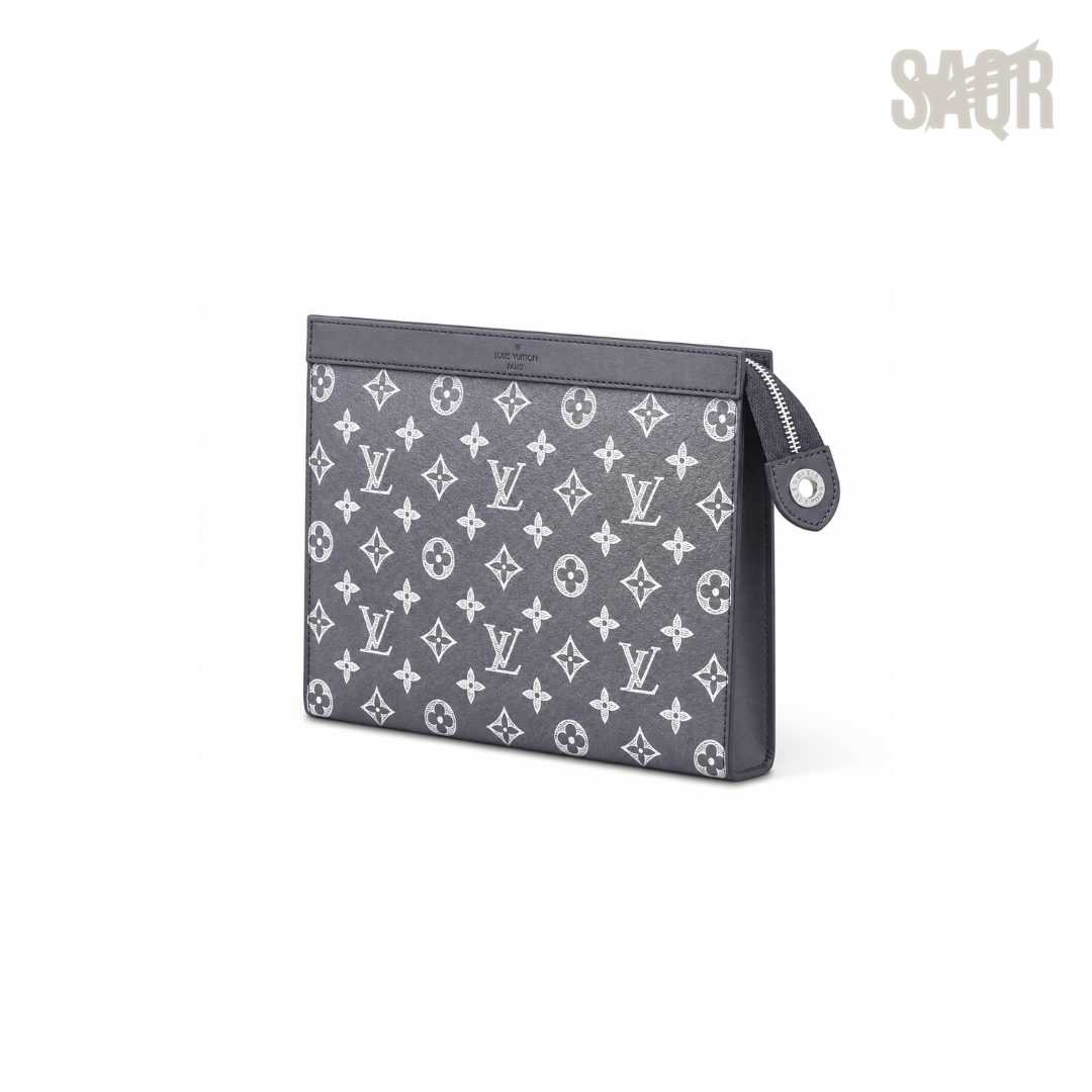 Louis Vuitton Pochette Voyage Clutch – Grey - View 3