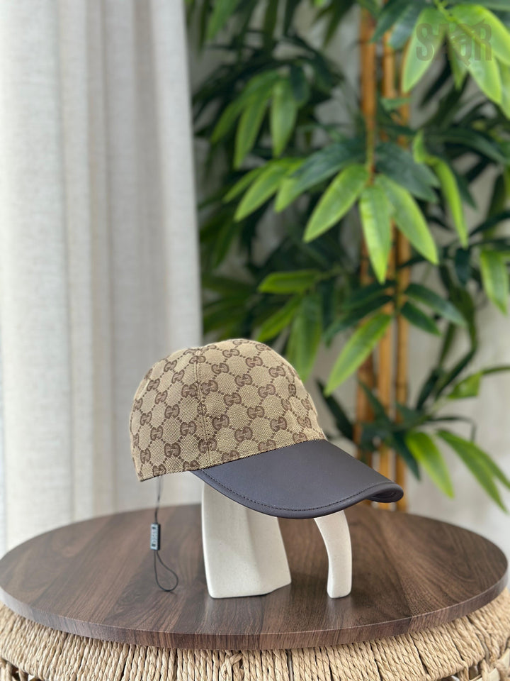 Gucci GG Canvas Baseball Hat with Web Stripe on Brim (Black)