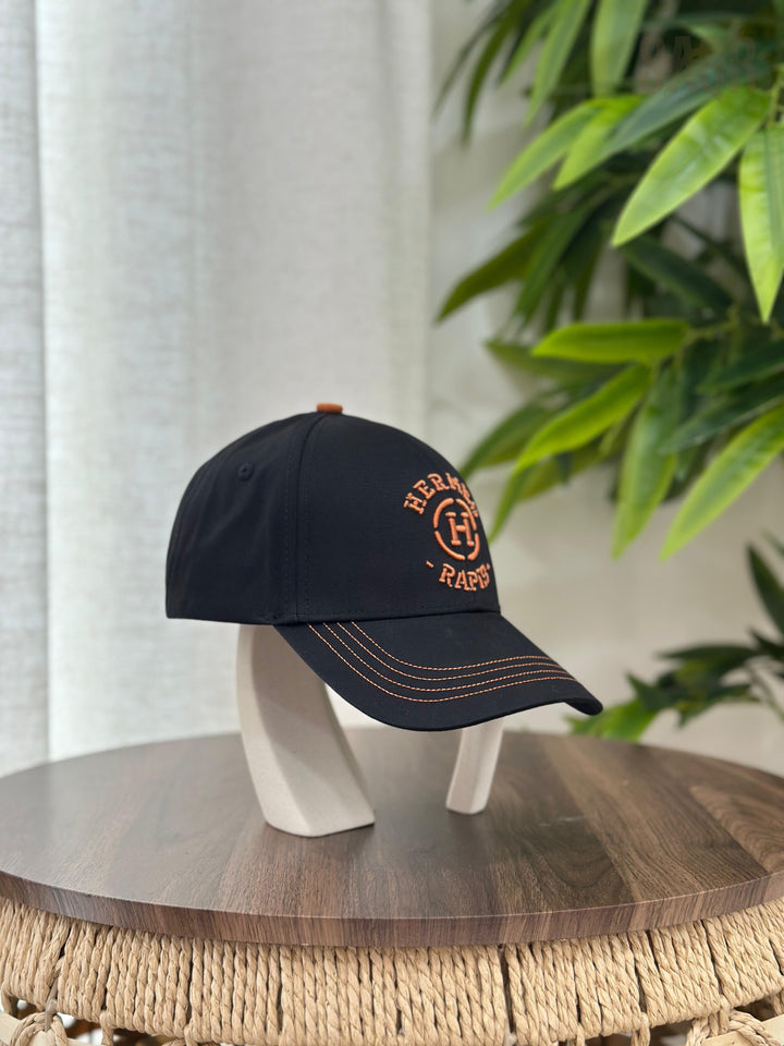 Hermès Miles "H" Cap (Off-White/Noir)