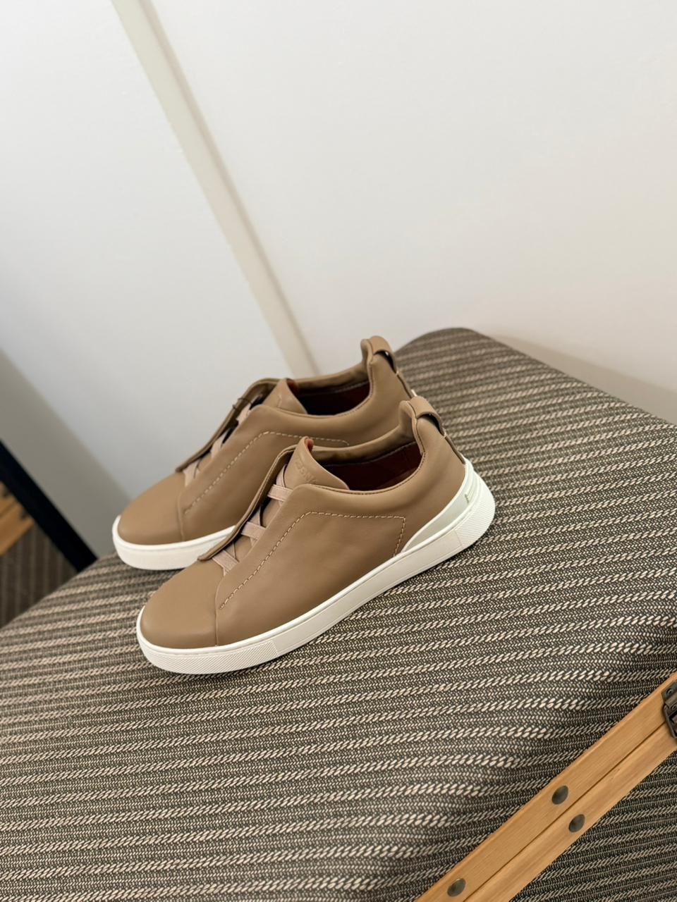 ZEGNA Triple Stitch™ Leather Slip-On Sneakers (Tan / Camel)