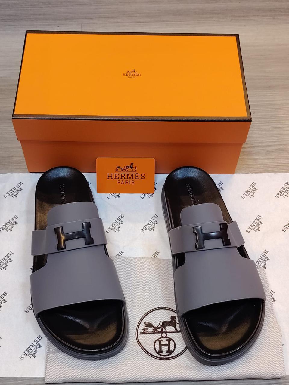 Hermès Chypre Sandal (Blanc / Noir)