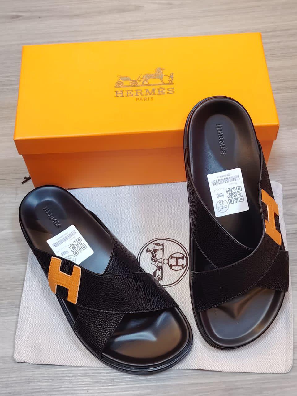 Hermès Izmir Sandal (Bleu Brume / Ébène)