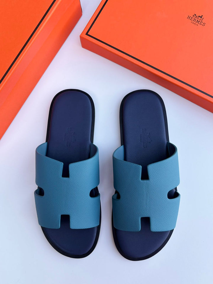 Hermès Izmir Sandal (tan)