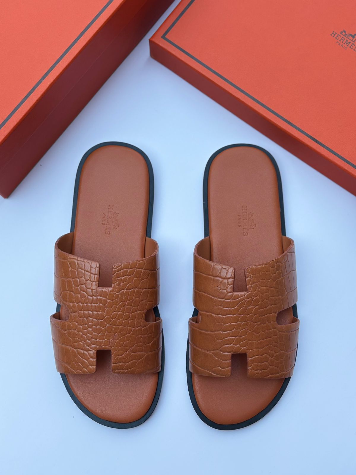 Hermès Electra Sandal (Noir/Orange)