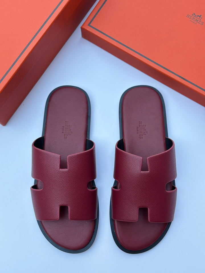Hermès Izmir Sandal (Bleu Marine)