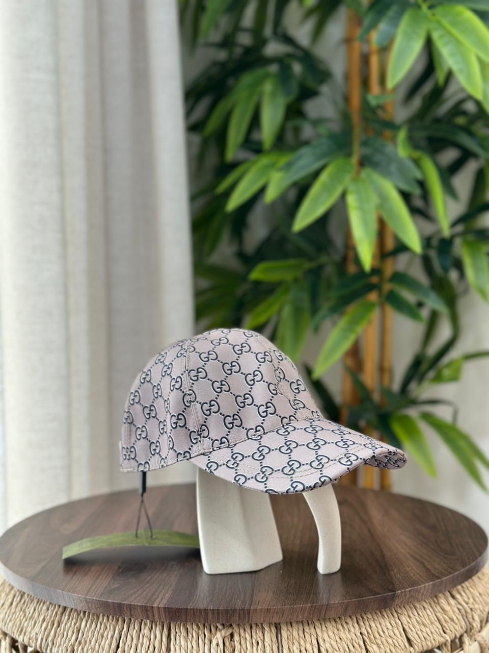 Gucci Jumbo GG Canvas Baseball Hat (Blue/Black)