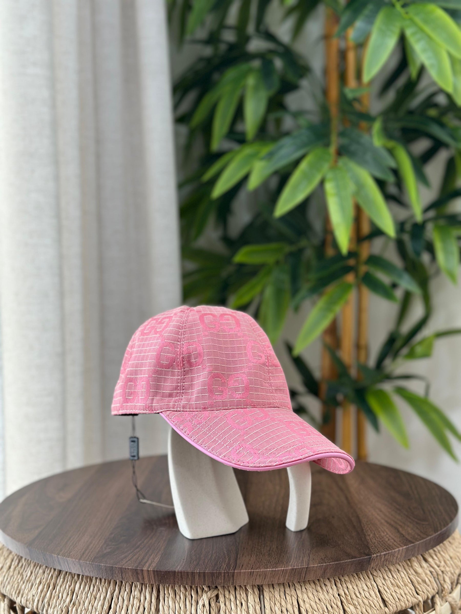 GG Canvas Baseball Hat with GG Embossed Visor (Pink)