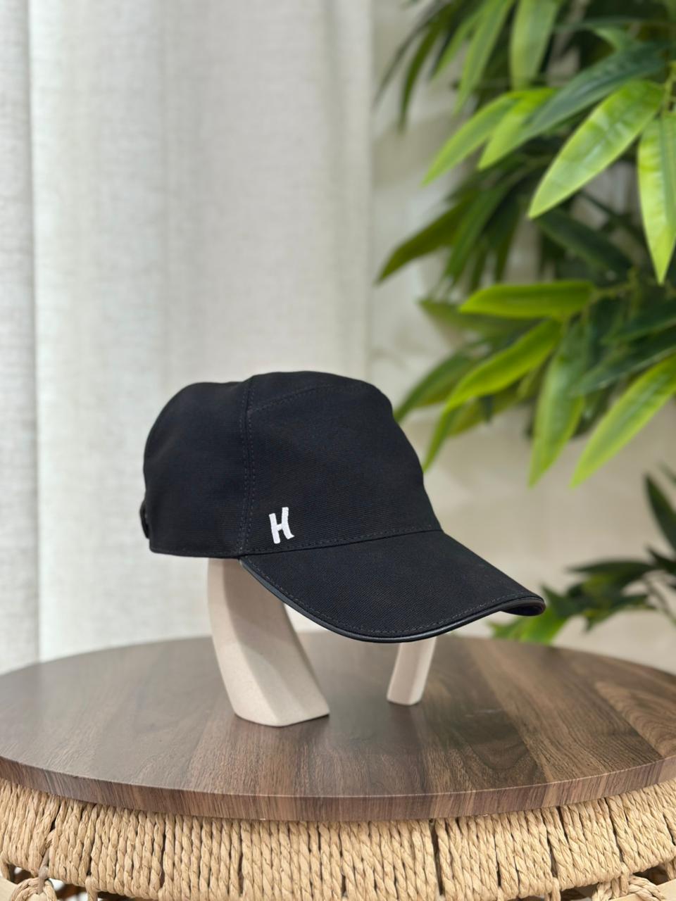 Hermès Miles H Circle Cap (Beige/Orange)