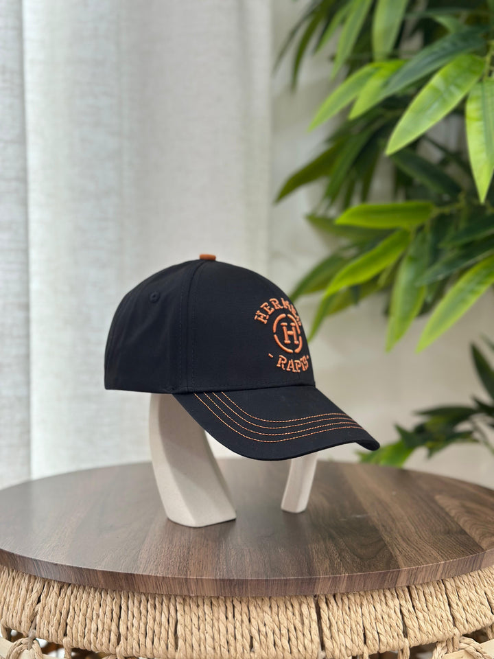 Hermès Miles "H" Cap (Off-White/Noir)