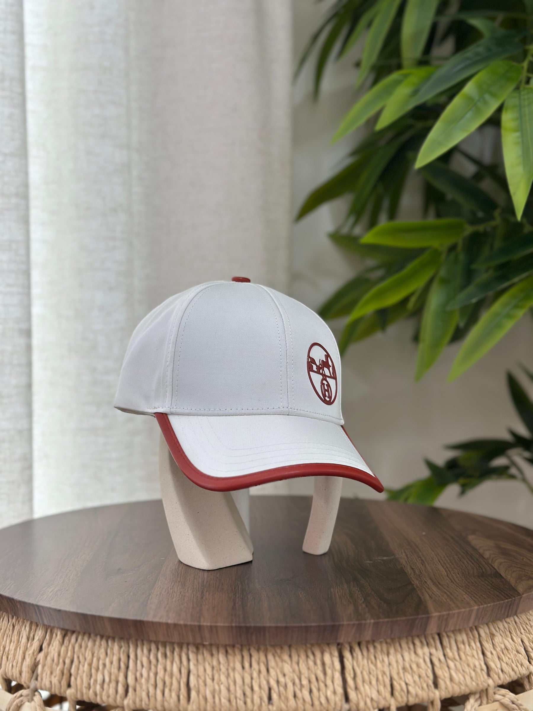 Hermès Nevada Baseball Cap (White/Black)