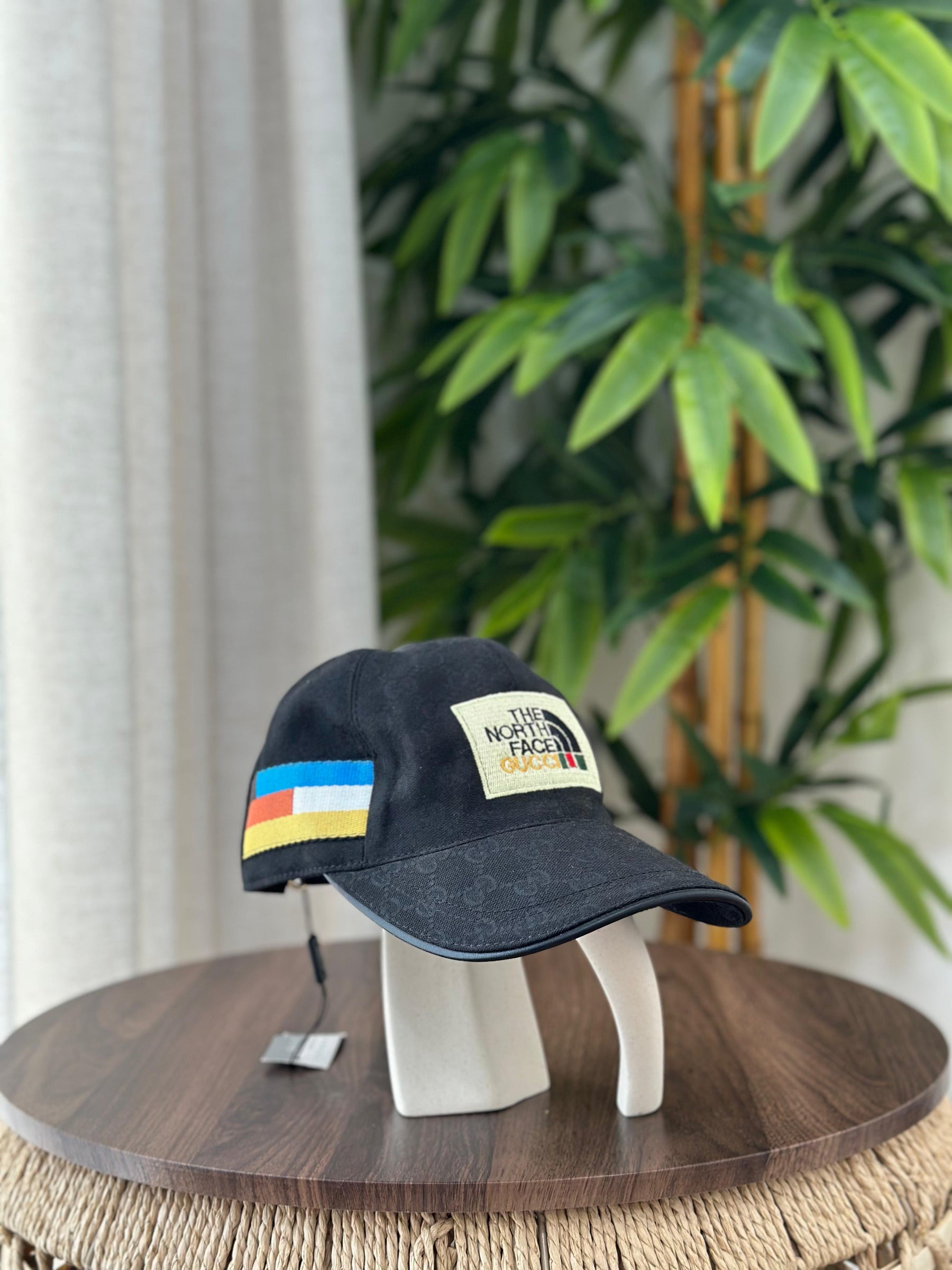 Gucci GG Canvas Baseball Hat with Double G (Beige/White)