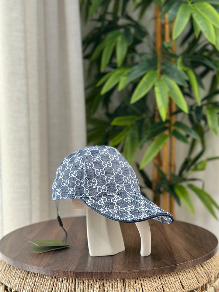 Gucci GG Denim Baseball Hat with Miniature Double G (Light Blue/White)