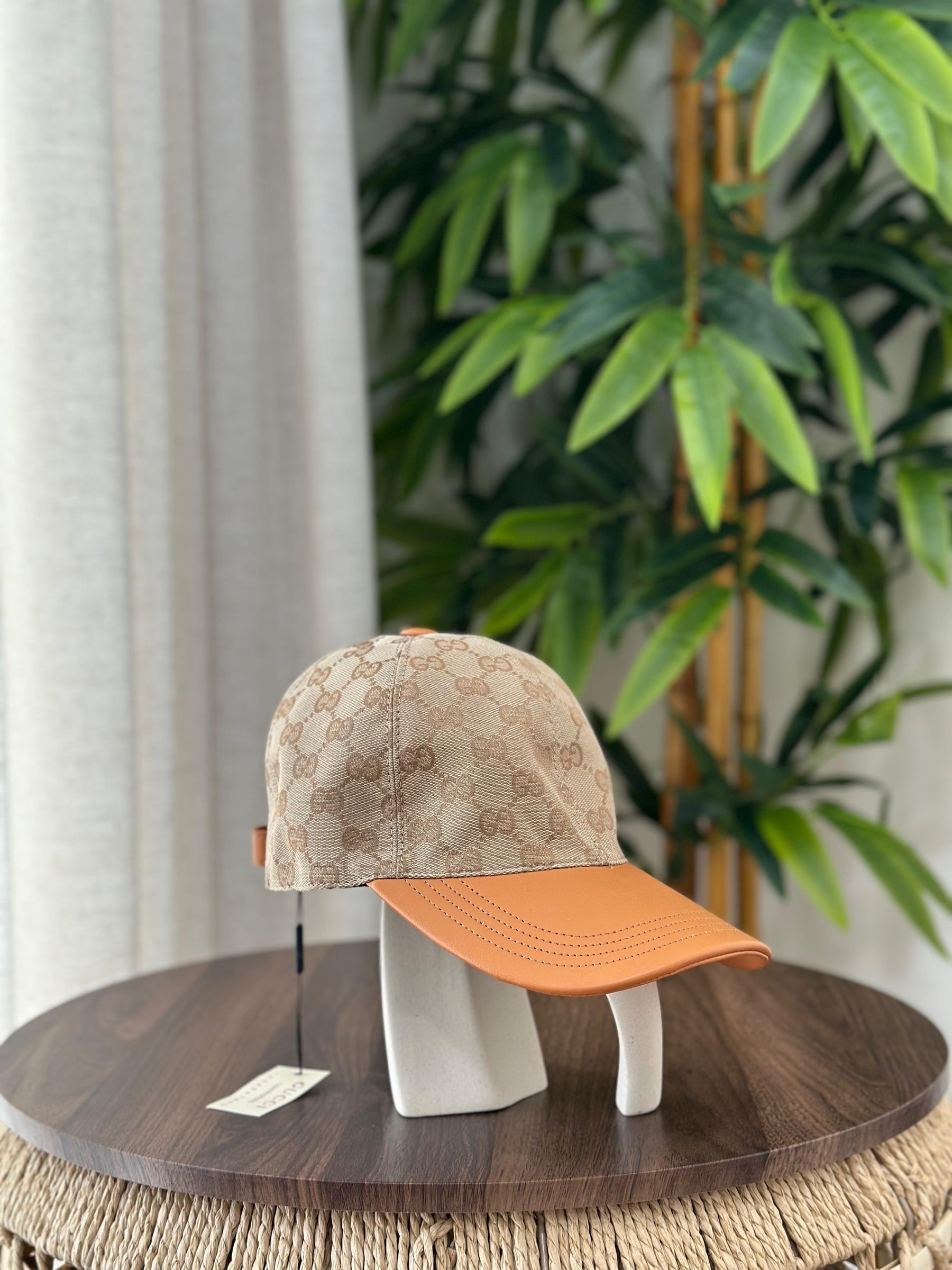 Gucci GG Canvas Baseball Hat with Leather Visor (Beige/Ebony & Brown)