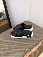 Hermès Electro Sandal (Blanc / Noir)