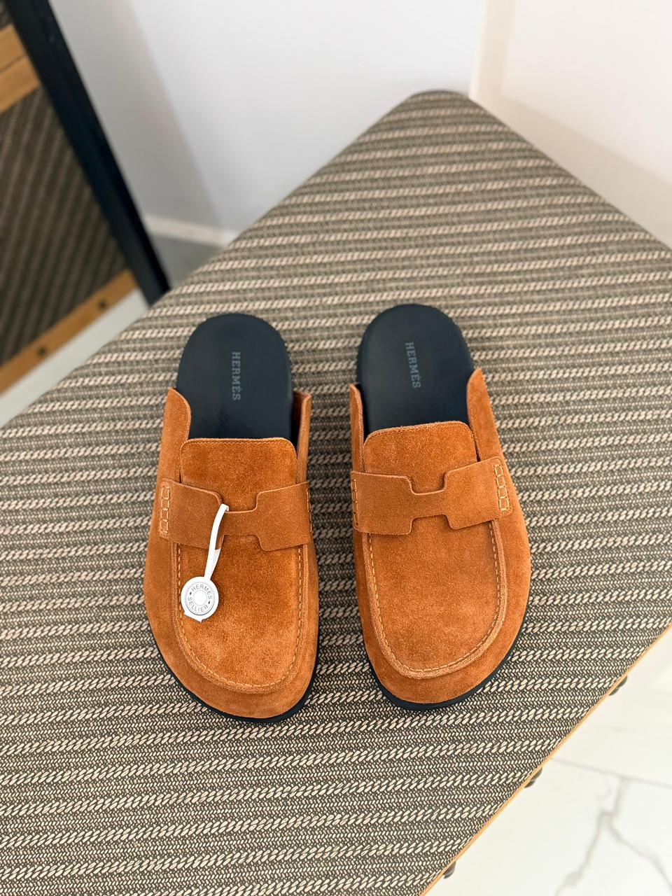 Hermès Electro Sandal (Kaki / Blanc)