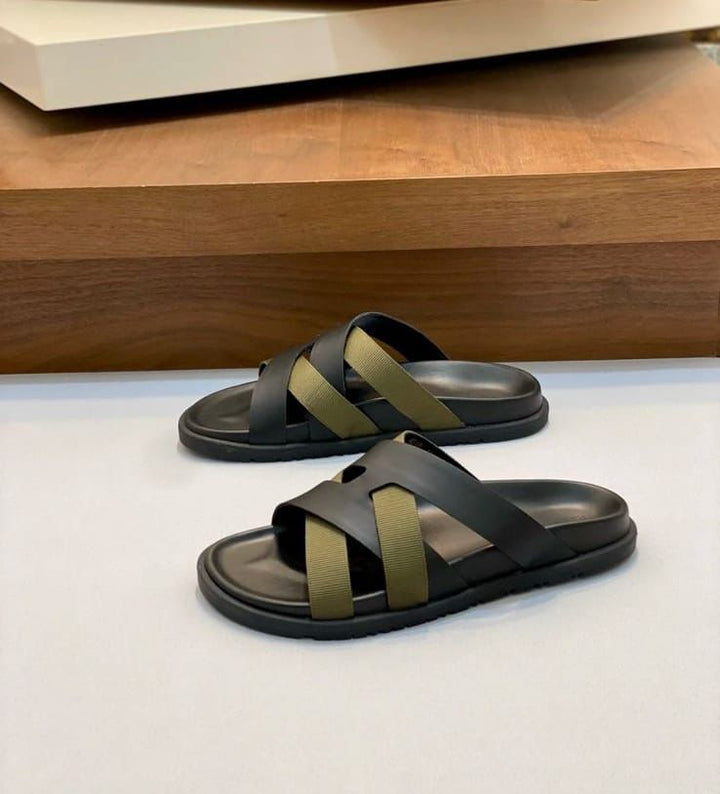 Hermès Éric Sandal (Gold / Noir)