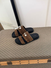 Hermès Éric Sandal (Noir / Kaki)