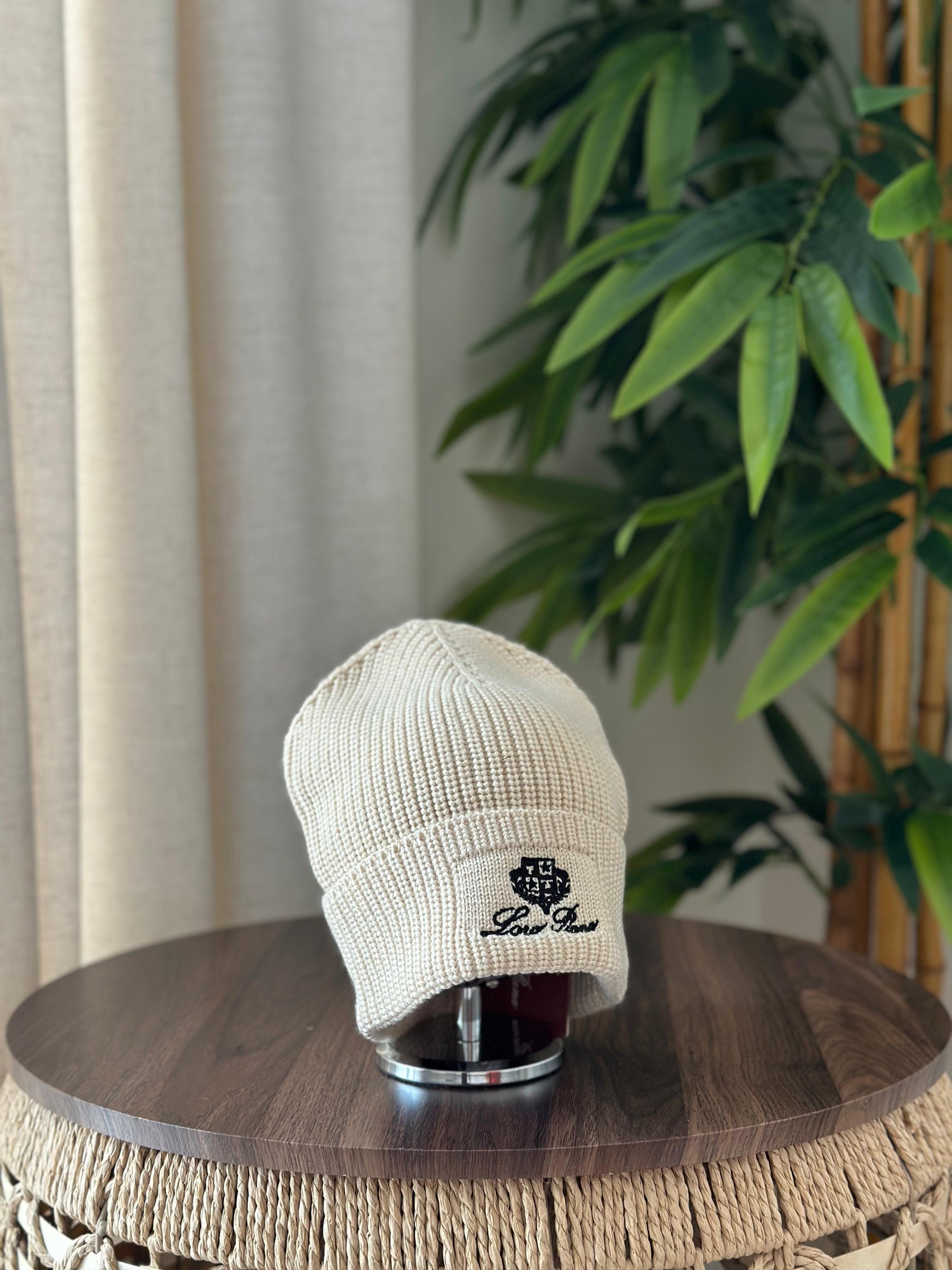 Loro Piana Rib-Knit Cashmere Beanie (Beige/Brown Embroidery)