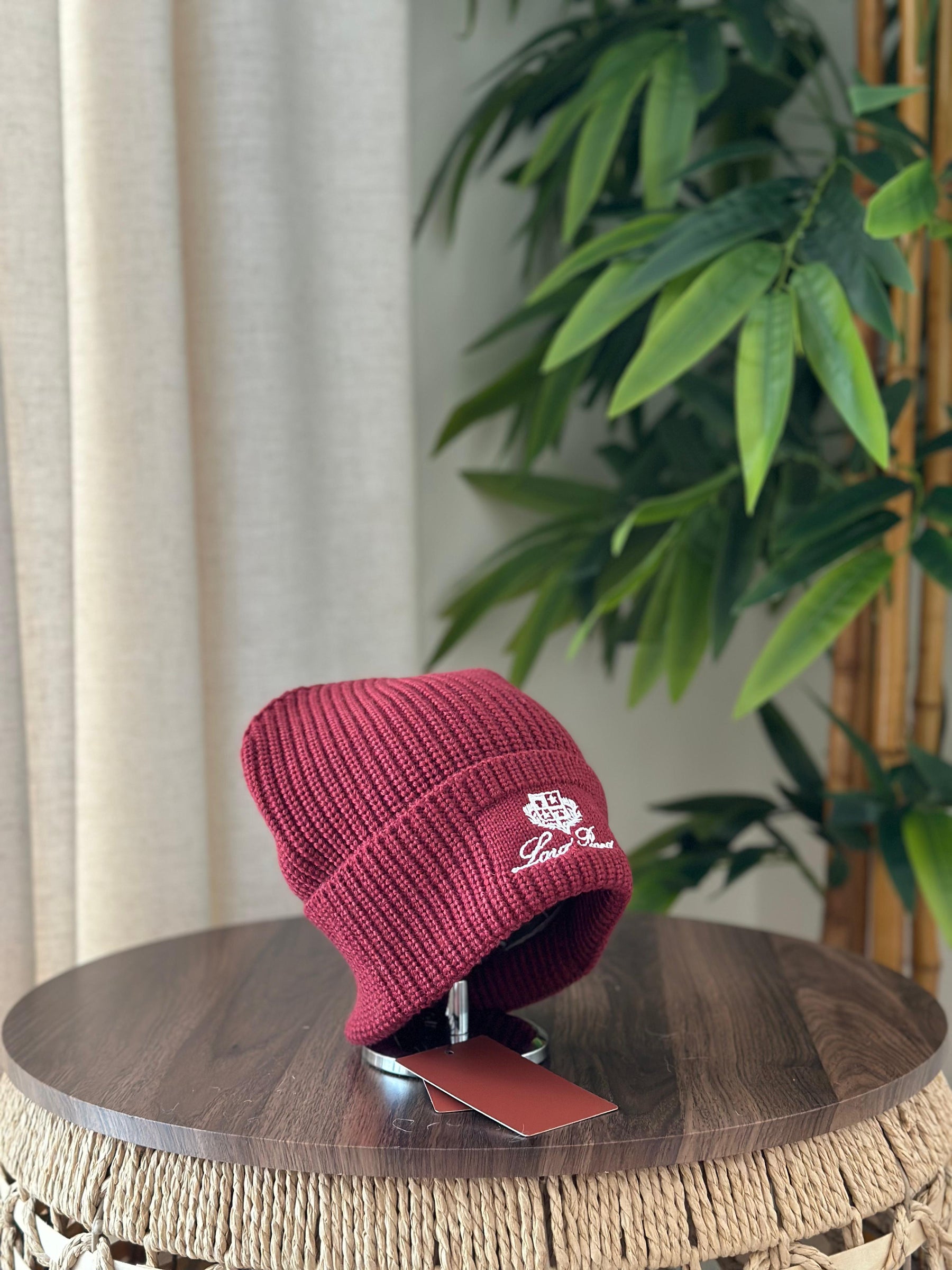 Loro Piana Rib-Knit Cashmere Beanie (Black)