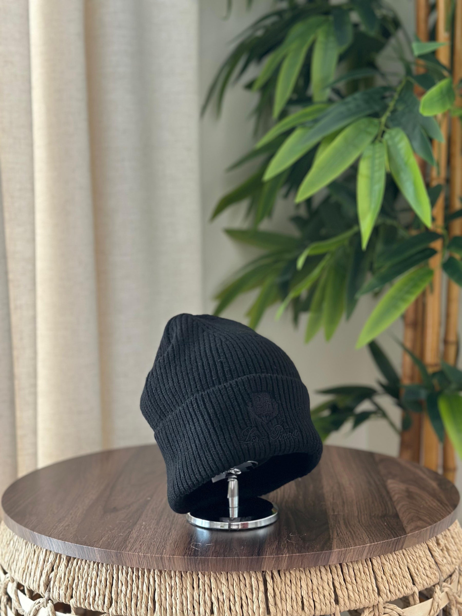 Loro Piana Rib-Knit Cashmere Beanie (Navy Blue/Brown Embroidery)