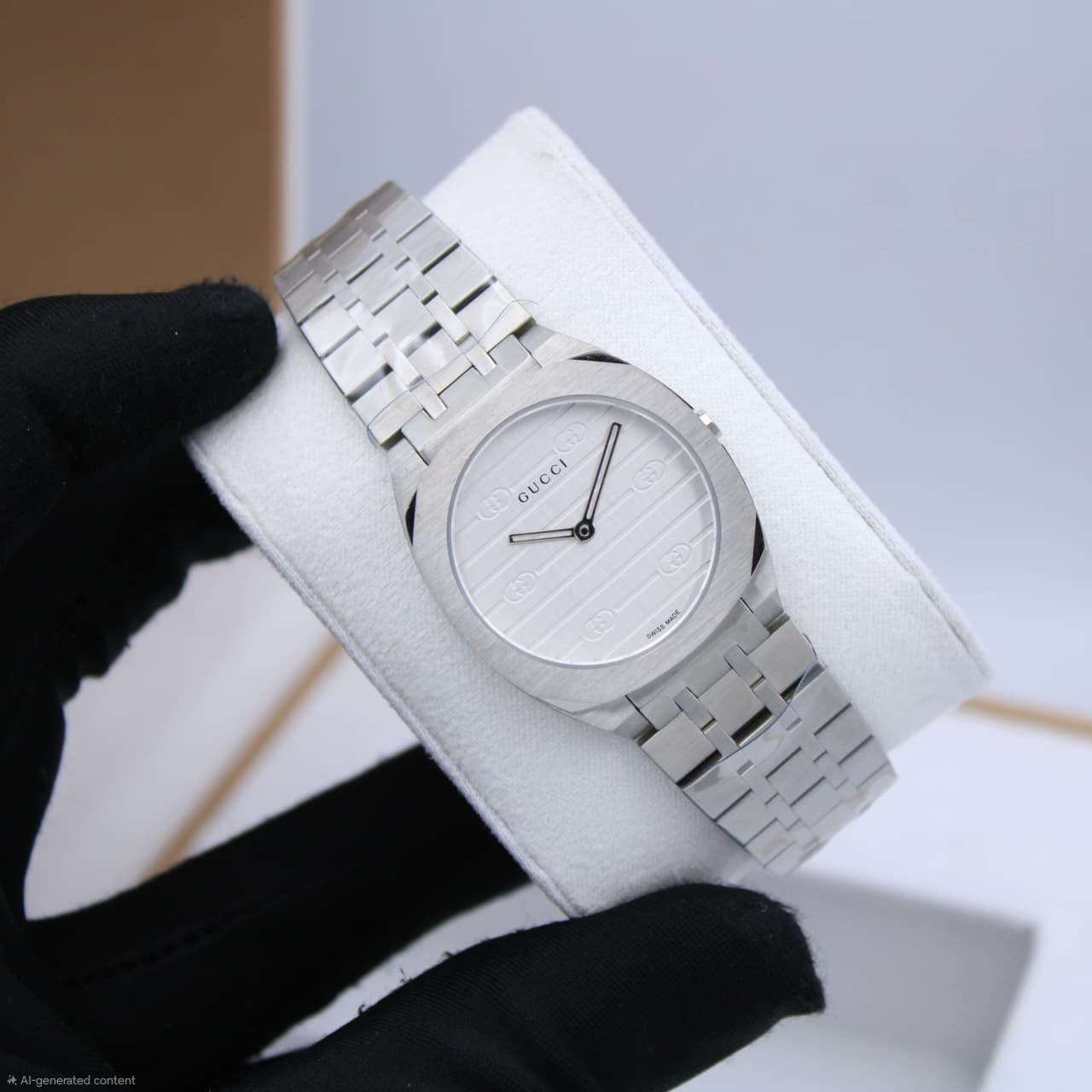 Gucci 25H Brushed Bezel (Yellow Gold)