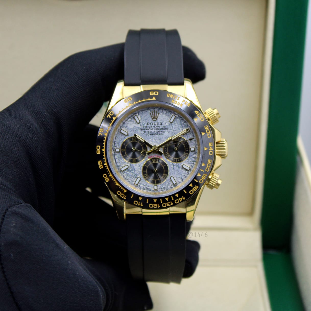 Rolex Cosmograph Daytona (Ice Blue Dial with Black Subdials, 18kt Yellow Gold)