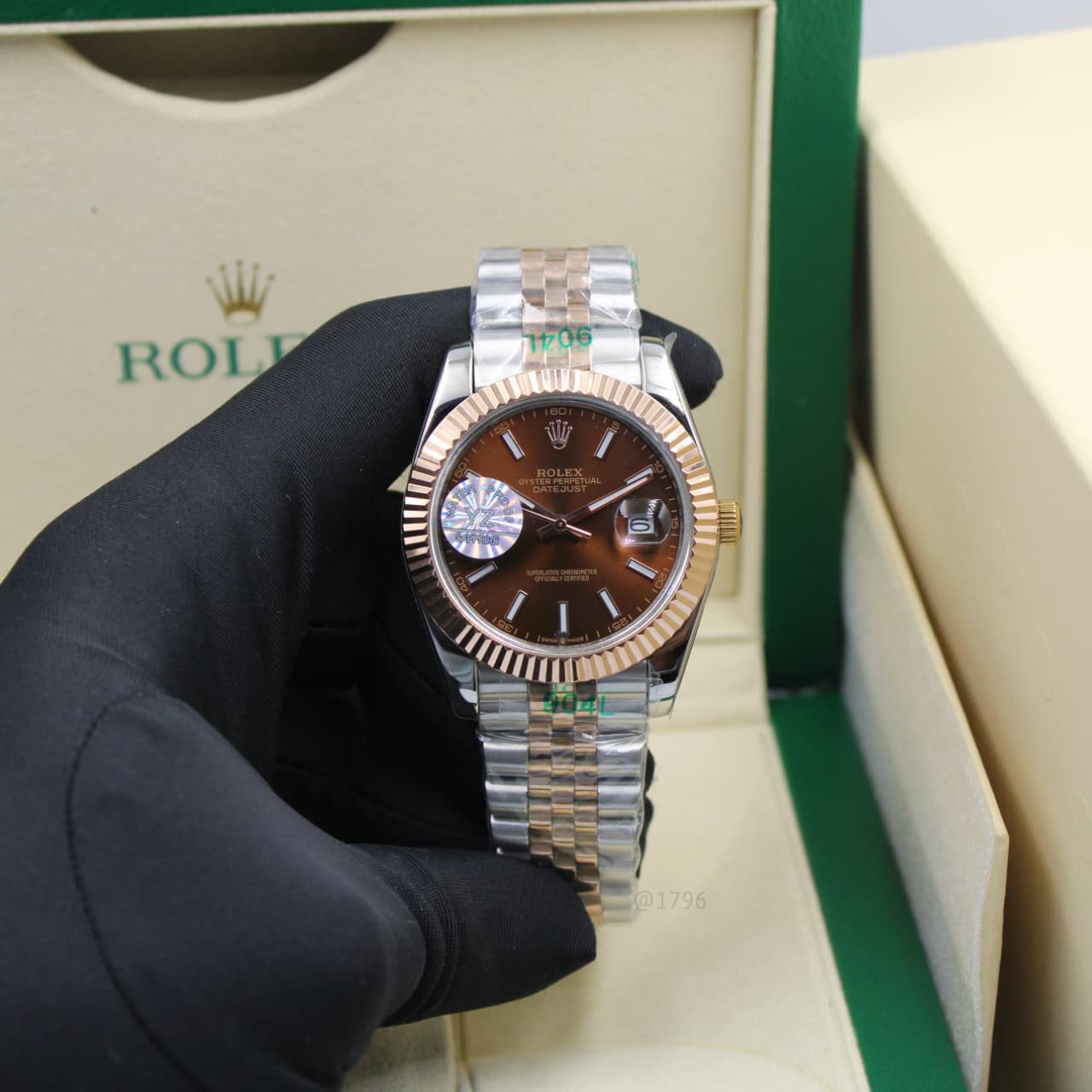 Rolex Cosmograph Daytona "Paul Newman Tribute" (Black Dial with Champagne Subdials, 18kt Yellow Gold)
