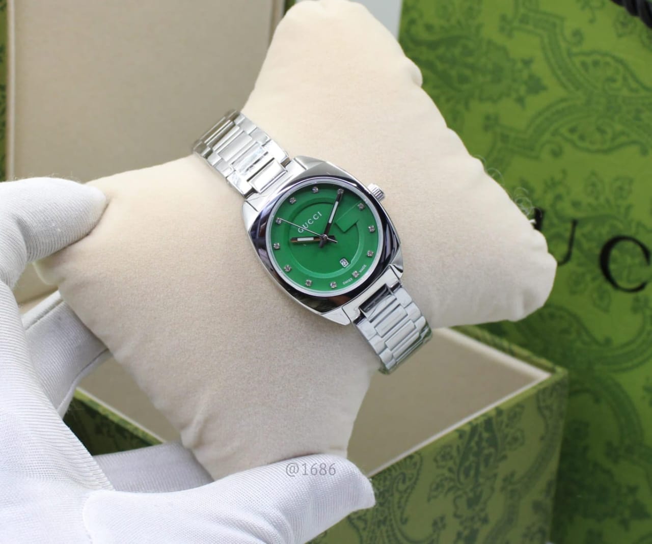 Gucci G-Timeless Cushion Diamond (White)