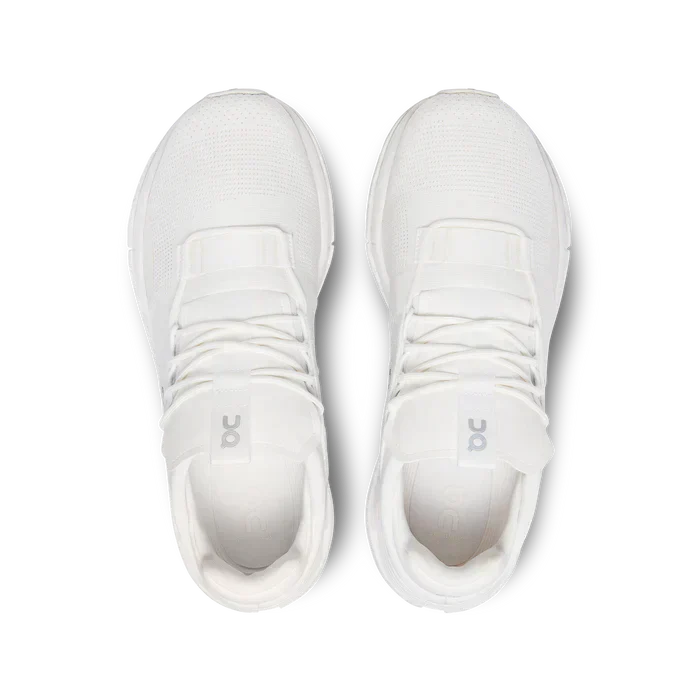 On Running Cloudnova – Undyed White
