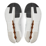 On Running Cloudnova – White / Pearl