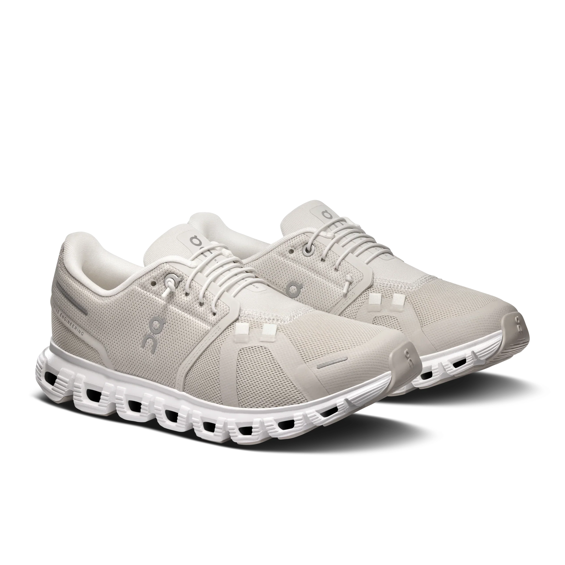 On Running Cloud 6 – Pearl / White