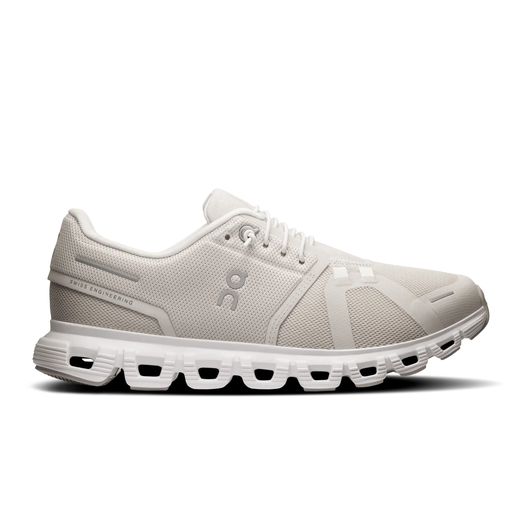 On Running Cloud 6 – Pearl / White