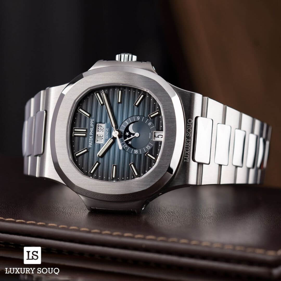 Patek Philippe | Nautilus Gradient Blue Dial