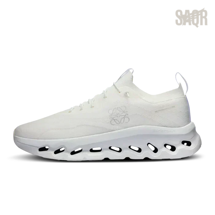 LOEWE x On Cloudtilt – White