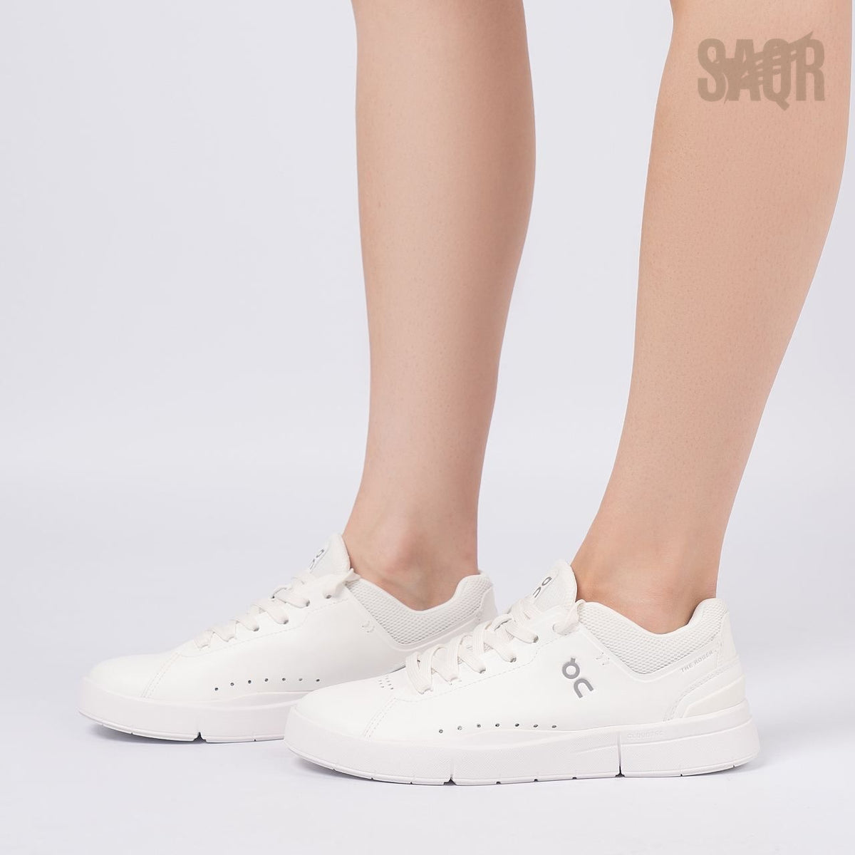 On Cloud | Roger Advantage Sneakers – All White – Product Image 5