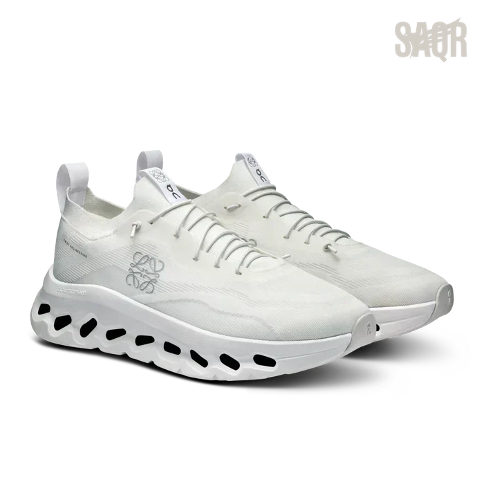 LOEWE x On Cloudtilt – White