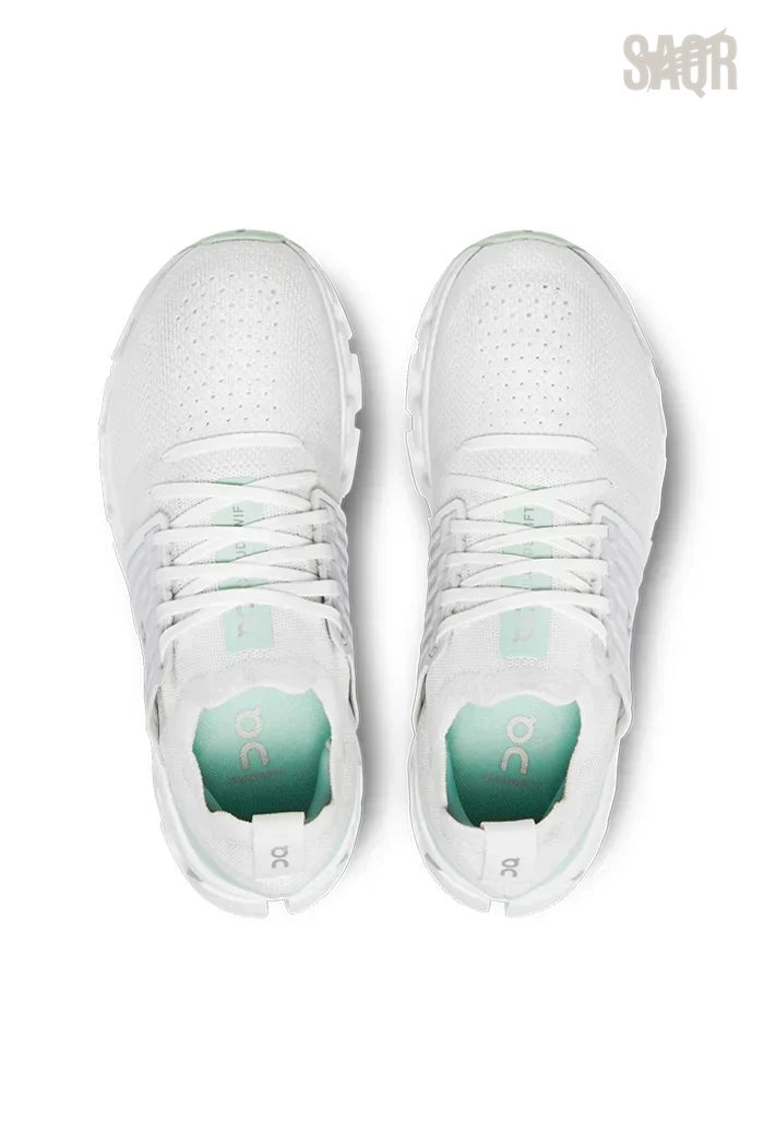 On Cloud | Cloudnova Lightweight Running Sneakers – Product Image 5