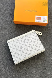 Louis Vuitton Pochette Voyage Pouch – Off White - View 5