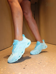 On Cloud | Cloudsolo Loewe Turquoise Sneakers – Product Image 1