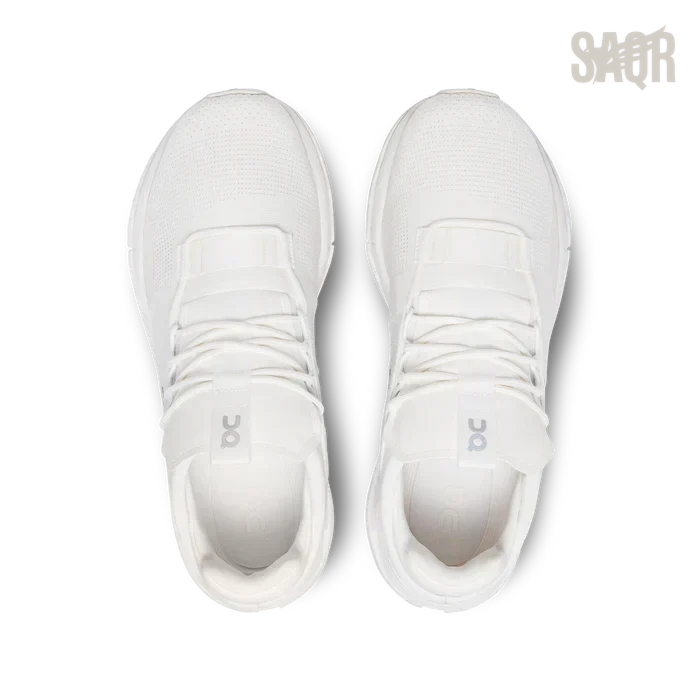 On Running Cloudnova – Undyed White