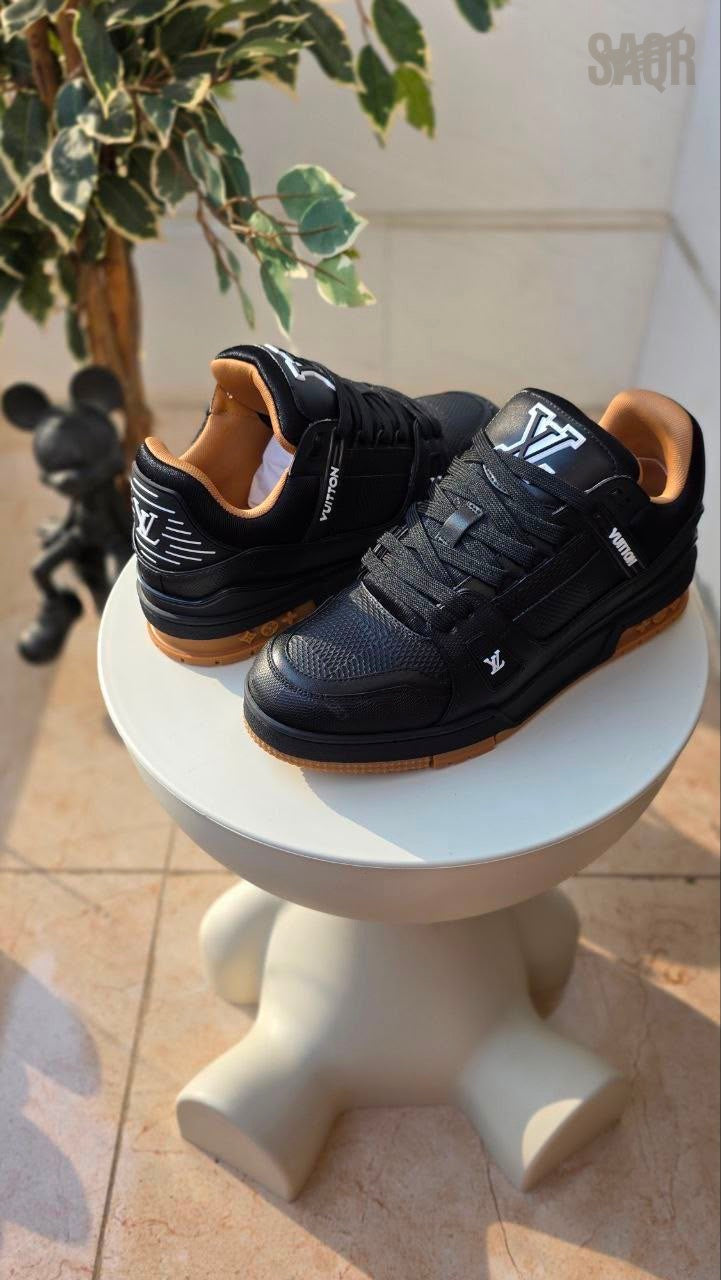 Louis Vuitton LV Trainer Sneakers – Black - View 5