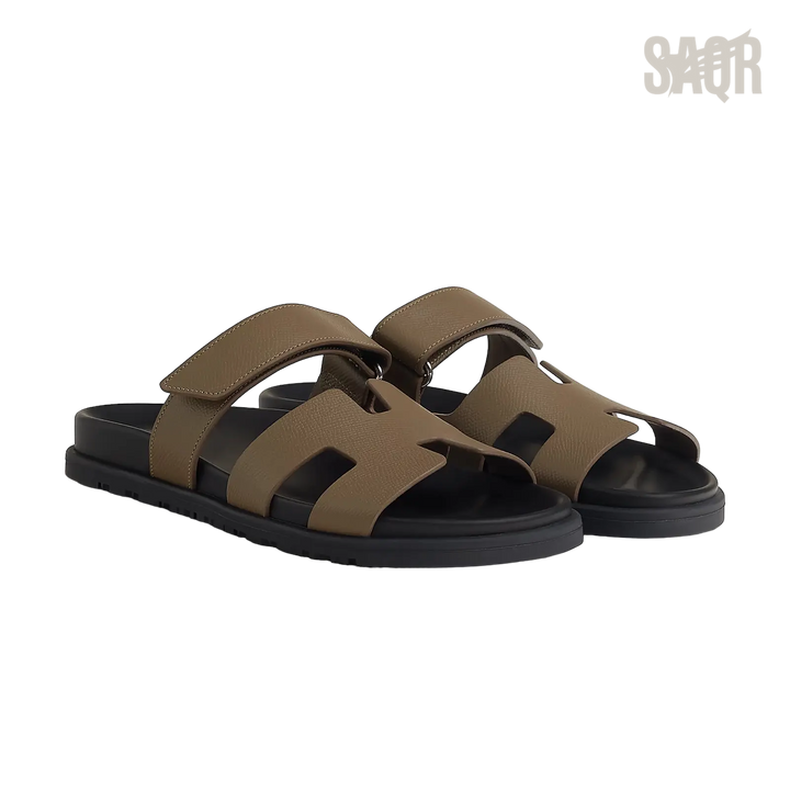 Hermès Chypre Sandals – Étoupe - View 1
