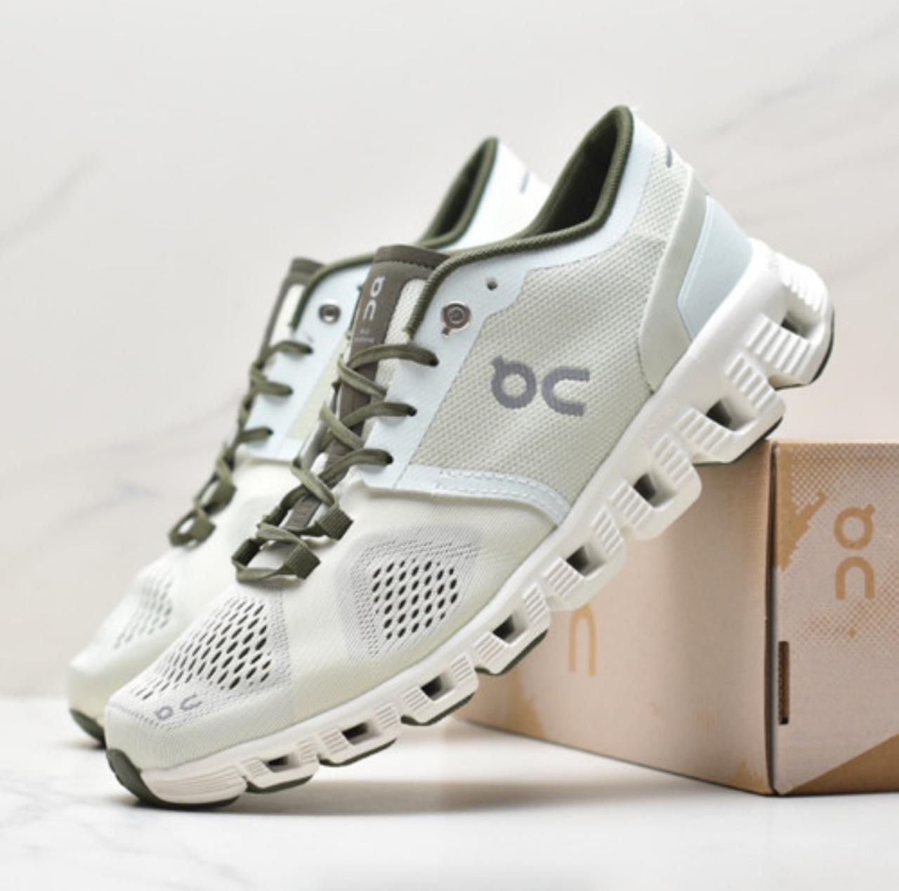On Running Cloud X – Aloe / White
