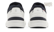 On Cloud | Roger Advantage Sneakers – White / Black – Product Image 4